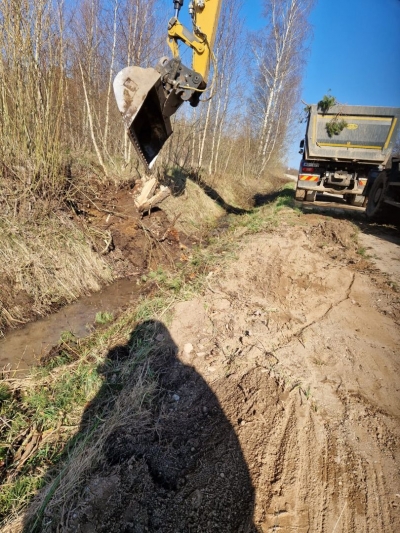 Divu autoceļu pārbūves Medzes pagastā