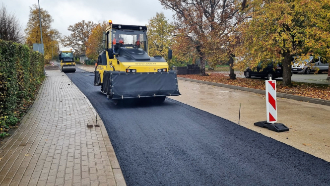 5.	Daudz darīts, lai visā novadā atjaunotu un uzlabotu ielas un ceļus.