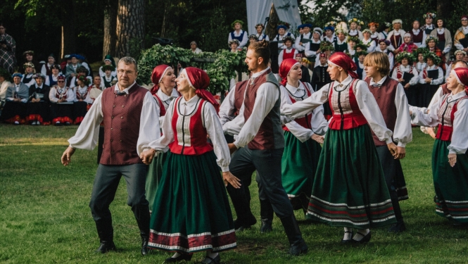 Svētki