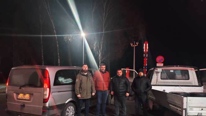 Pašvaldība dāvina automašīnas Ukrainas bruņotajiem spēkiem