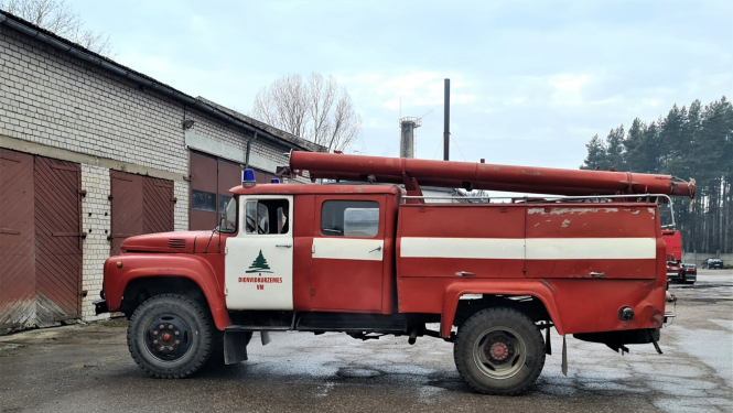 Ugunsdzēsības dienesta auto