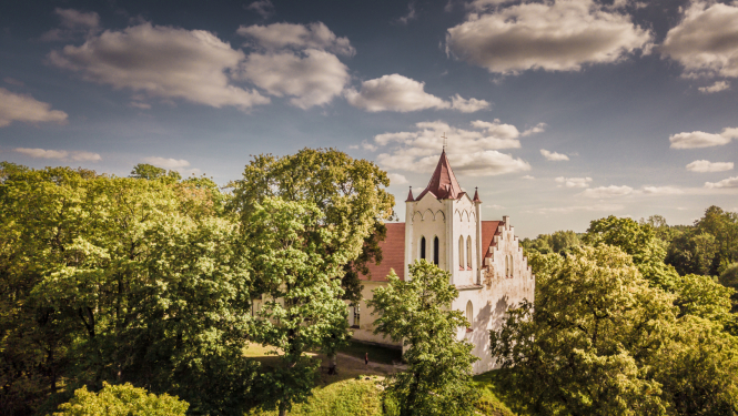 Aizpute baznica Dienvidkurzeme
