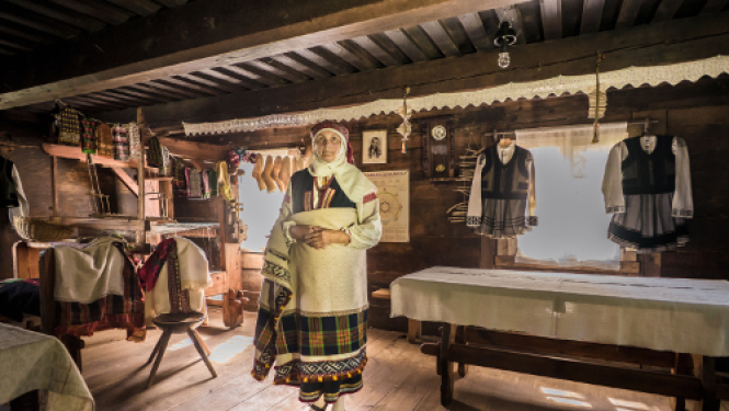 Rucavniece Sandra Aigare iecelta Triju Zvaigžņu ordeņa virsnieci