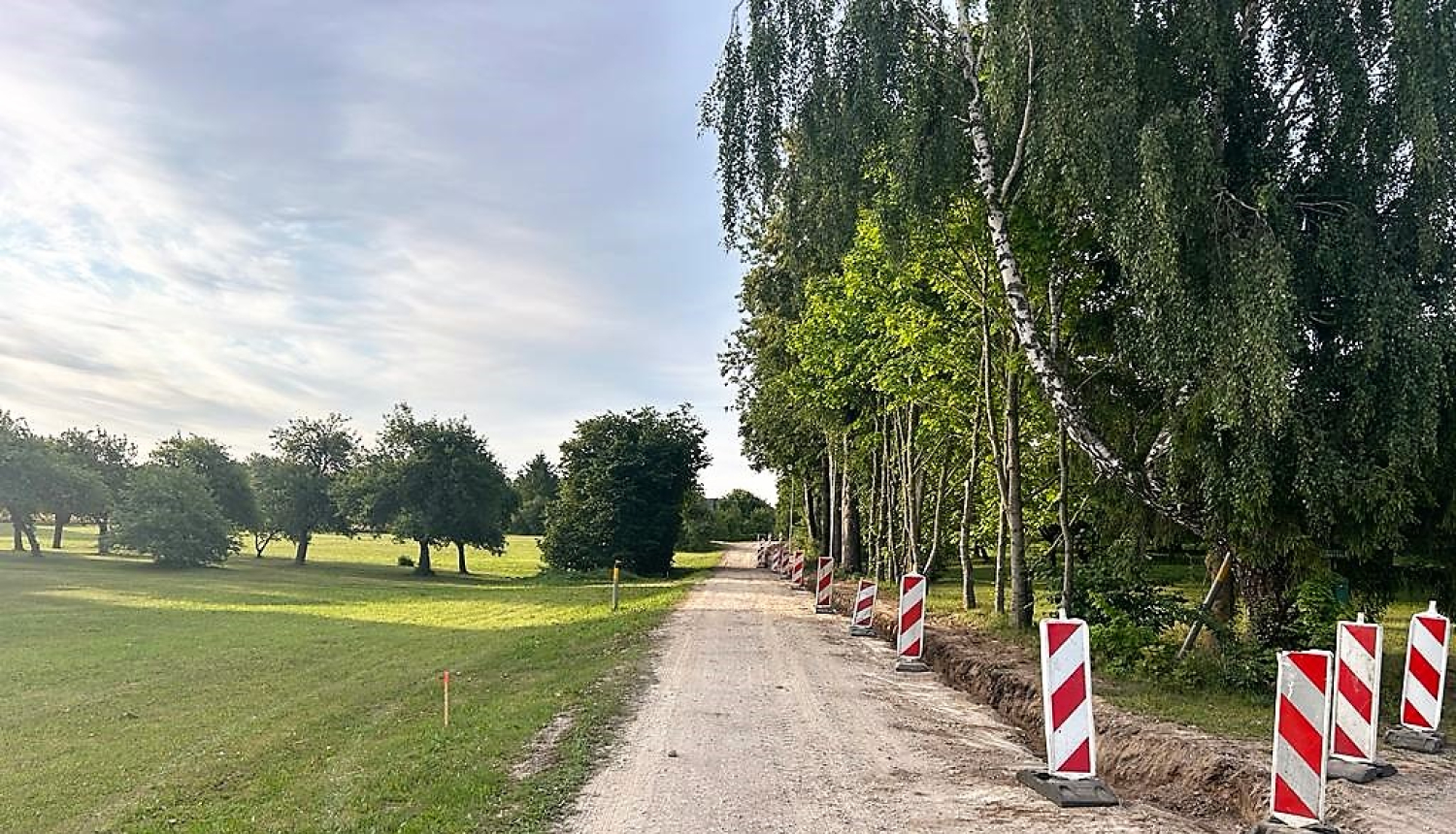 Aizputē sākta ielu posmu asfaltēšana