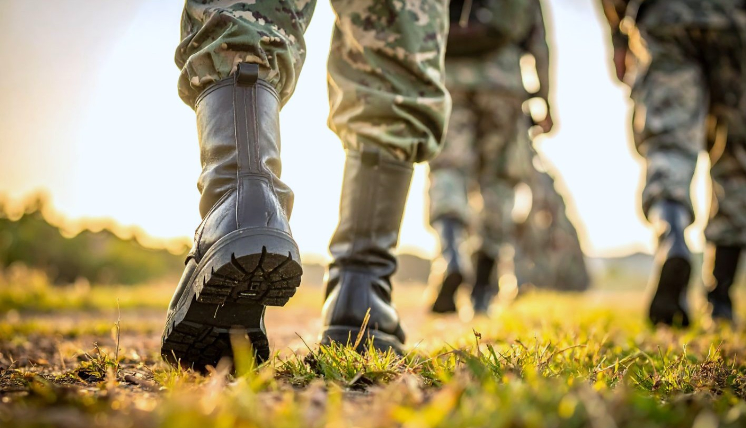 Jūras apēku mācības