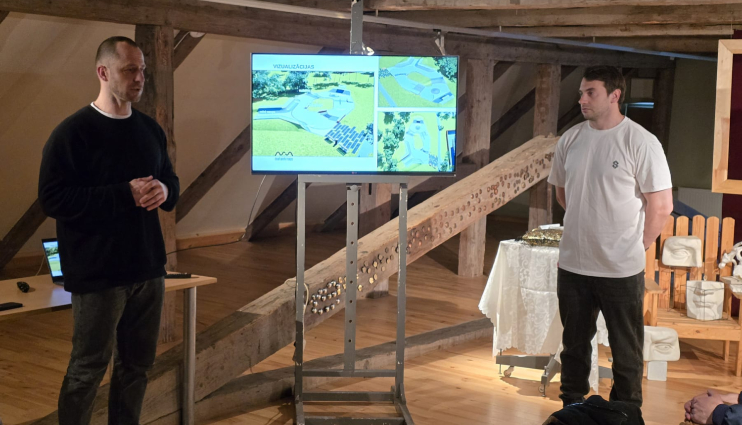 Skeitparka prezentācija