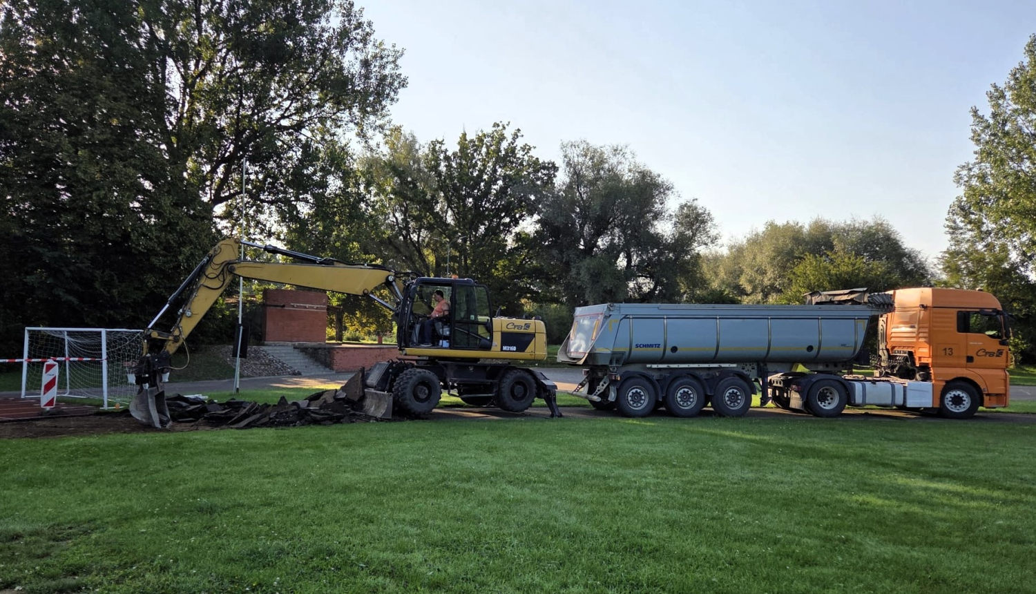 Šā gada 8. septembrī uzsākās būvdarbi projektā “Durbes stadiona atjaunošanas 2. kārta”