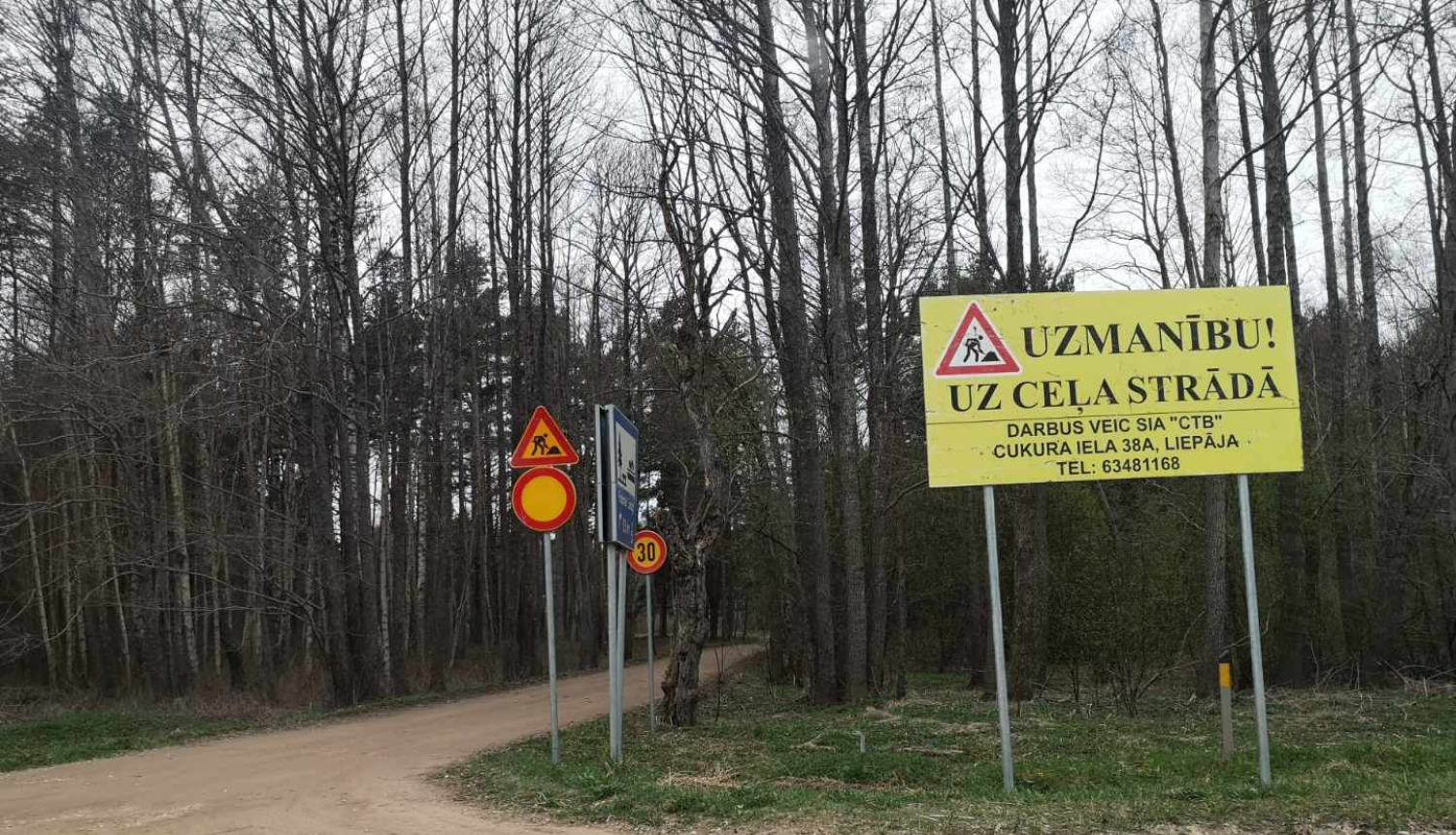 Divu autoceļu pārbūves Medzes pagastā